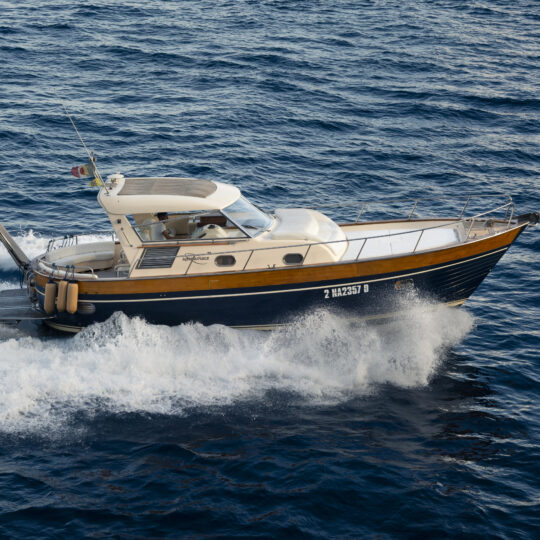 Splendido Apreamare 40 piedi – Tour in Costiera Amalfitana, Capri e Sorrento
